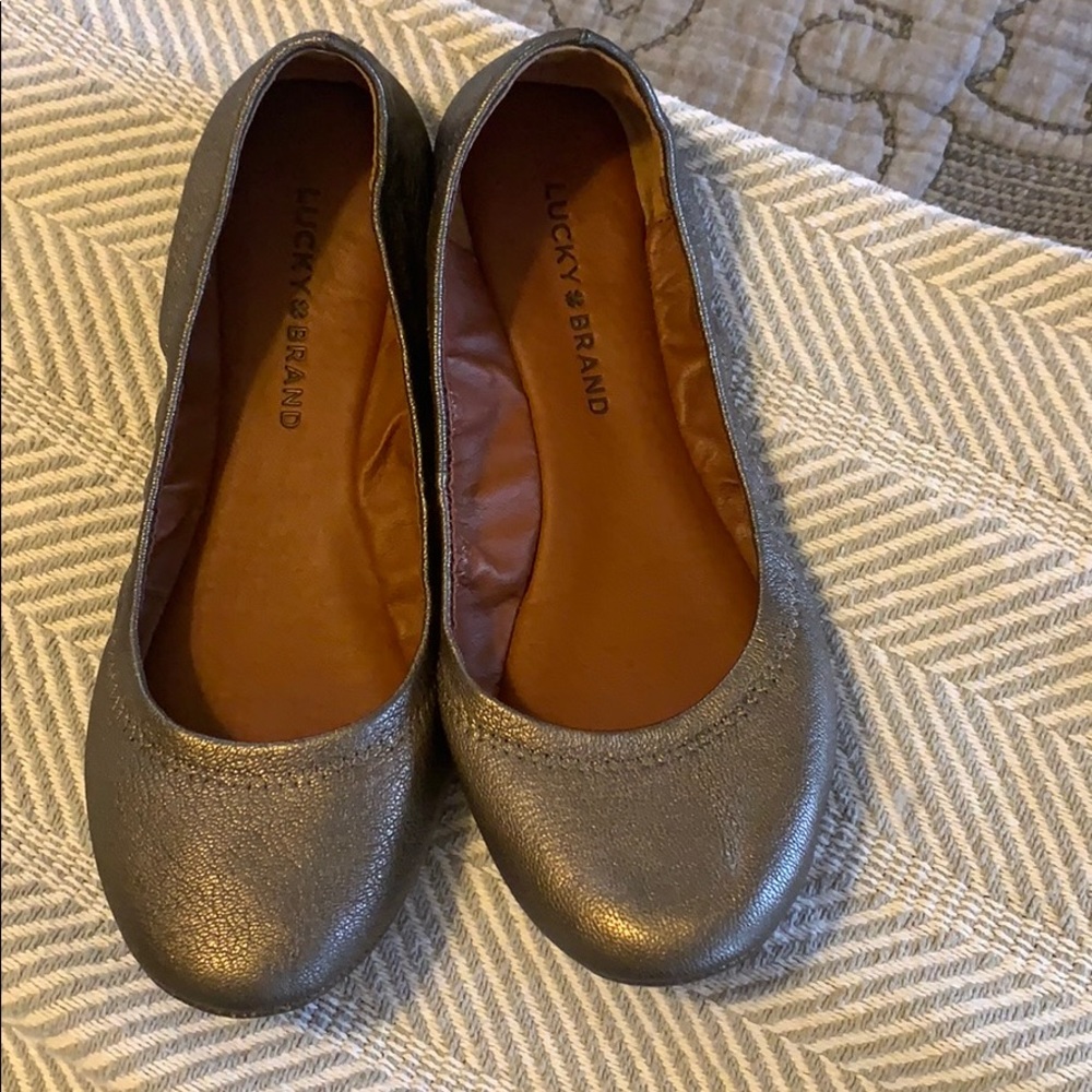 Lucky brand flats